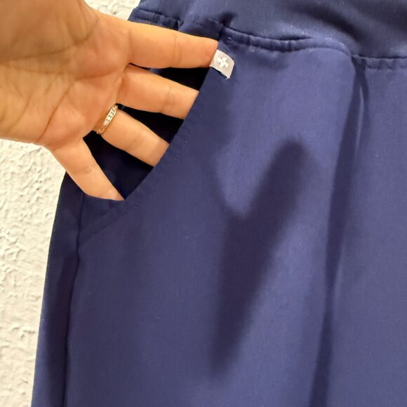 Figs Technical Collection Zamora High Waisted Jogger Scrub Pants Navy Medium - Picture 12 of 15